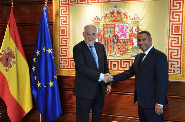 El Presidente del TC recibe a su homólogo del Tribunal Constitucional de Perú